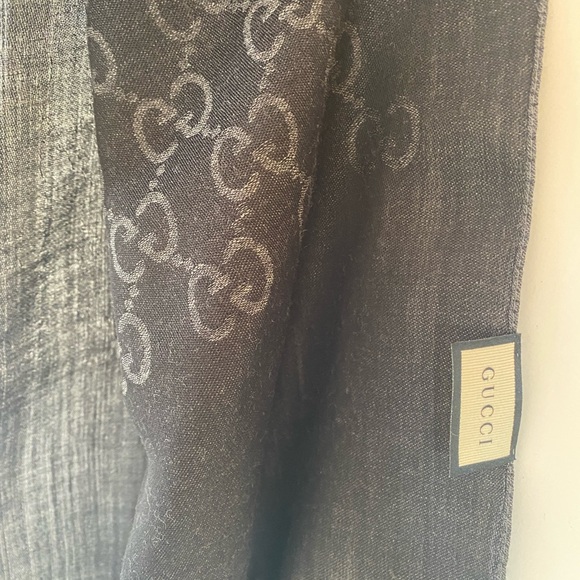 Gucci black and charcoal double sided scarf - Picture 3 of 4